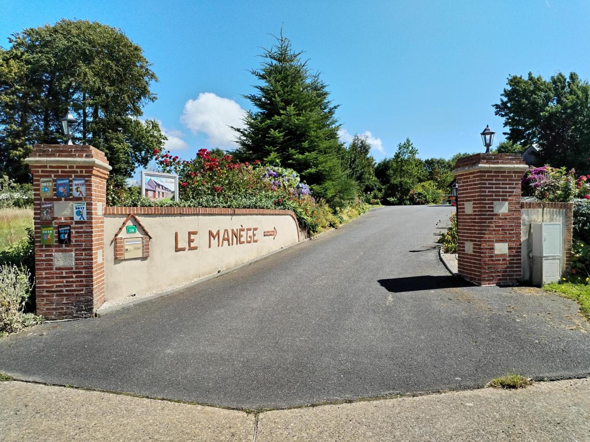 Le Manege Gite Le Phare Hotel Sainte-Marie-au-Bosc Eksteriør billede